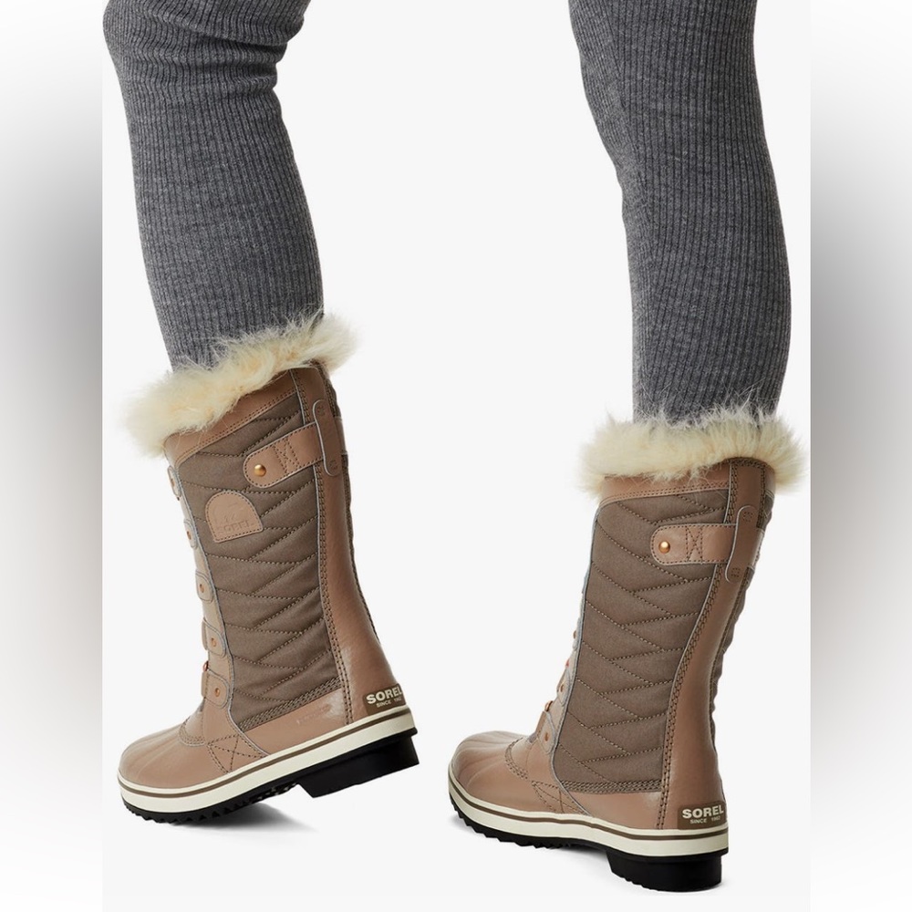 SOREL Tofino II Faux Fur Lined Waterproof Boot (Women) Size 7M